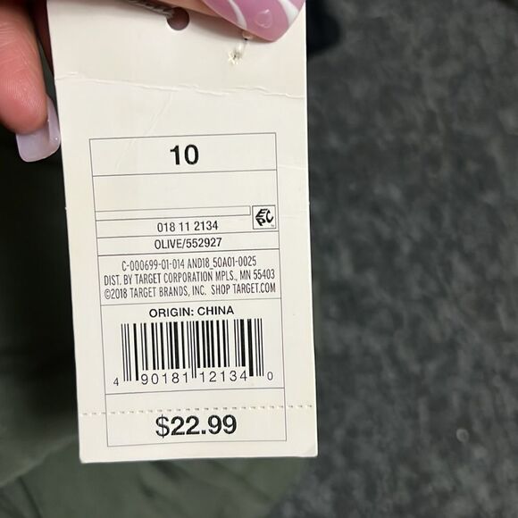 WOMENS A NEW DAY SHORTS OLIVE SIZE 10 NWT - Picture 4 of 4